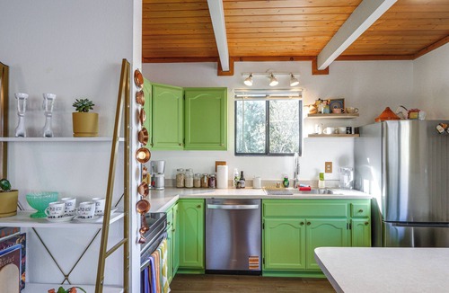 Pine Mountain Club Cabin | Access to Pool & Trails: Pine Mountain Club Cabin