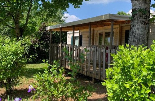 Limeuil House | Accessible Mobile Home with Terrace in Limeuil