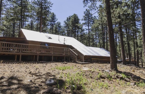 Parks Cabin | Ah! Peace & Nature among the pines-65 miles to Grand Canyon & 25 to Flagstaff
