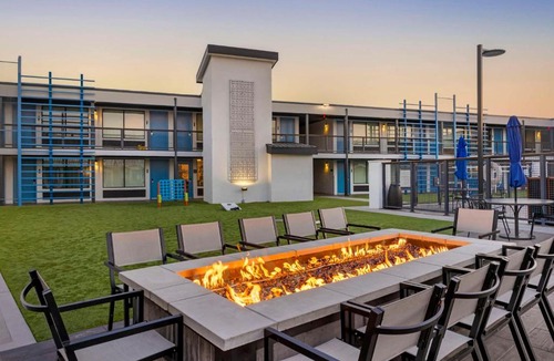 Reno/Tahoe Airport Hotel | Aiden by Best Western South Reno