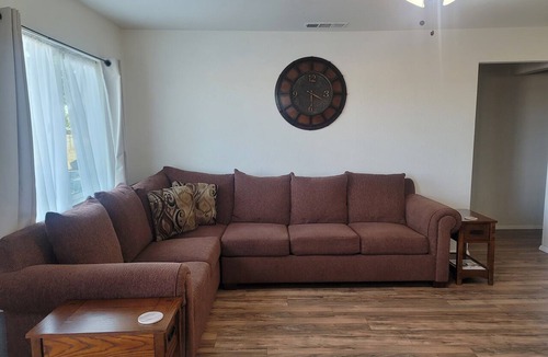 Pacheco House | Airport Express