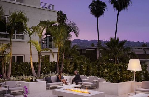 Beverly Hills Apartment | AKA Residences Sprawling Penthouse w/Full Kitchen, Patio & WiFi