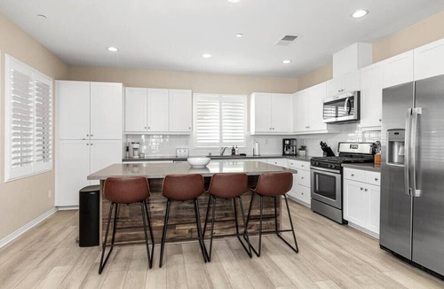Allied Gardens House | All You Need Is Love 4 Bedroom Home