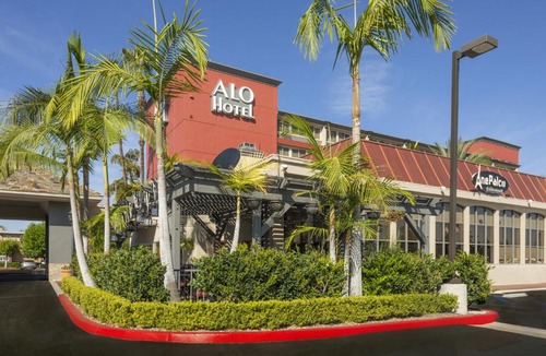 Anaheim Resort Hotel | ALO Hotel by Ayres, Orange