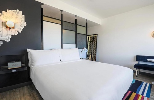 Reno Hotel | Aloft by Marriott Reno-Tahoe International Airport