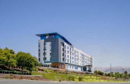 Alviso Hotel | Aloft by Marriott Santa Clara