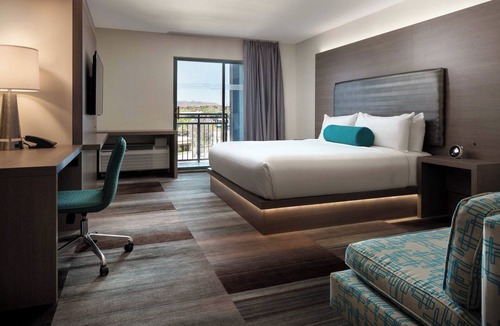 Entertainment District Hotel | Aloft by Marriott Scottsdale
