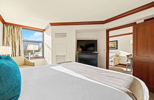 Olympic Valley Resort | Alpine King Retreat - No Resort Fees in July