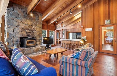 Alpine Meadows House | Alpine Meadows Mineral Springs Getaway