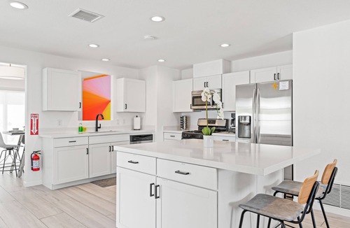 Desert Park Estates House | Amazing dog-friendly home with enclosed yard, firepit, pool, & washer/dryer