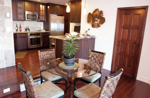 Avalon Villa | Amazing Luxury ocean front Hamilton Cove Villa w/electric cart