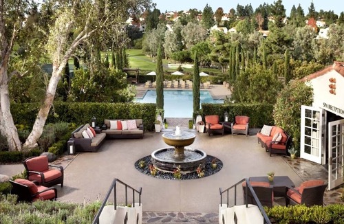 Rancho Bernardo Hotel | Amazing San Diego Getaway | Room with Private Patio Ready for Family Stay
