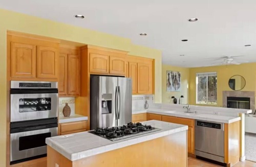 Salinas House | Amazing Views! Sleeps 16 Resort Pool + Hot Tub Games