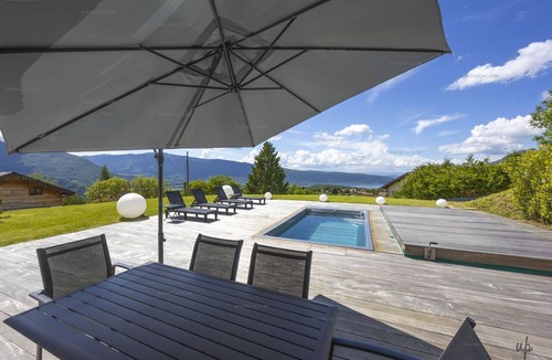 Rovagny Apartment | Apartment Adret 6 people Sunny Side Apartment with Pool, Lake and Mountain Views