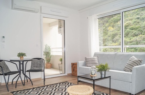 Bonifacio Apartment | Apartment DOLCE