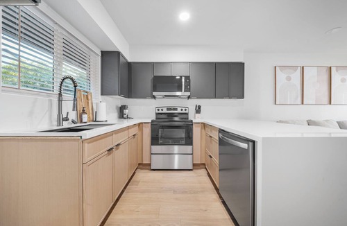 Camelback East Apartment | Arcadia Lite Unit 2 with King Bed + Patio