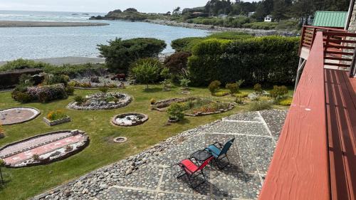Smith River Bed & Breakfast | Arky's B&B