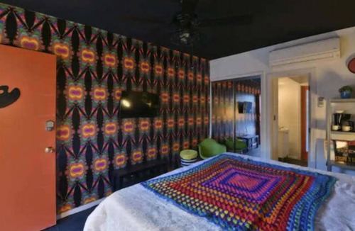 Uptown Design District Villa | Art Hotel - Entire Retro Boutique Hotel