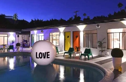 Uptown Design District Villa | Art Hotel - Entire Retro Boutique Hotel