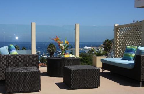 Avalon Hotel | Aurora Hotel