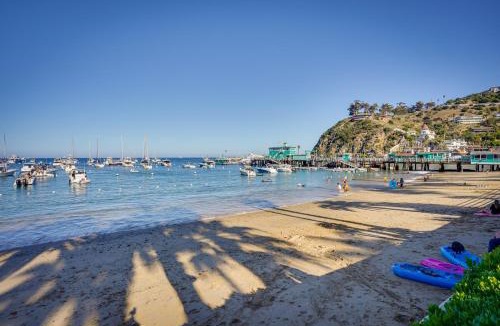 Avalon House | Avalon Cottage < Half-Mi to Beaches & Crescent Ave