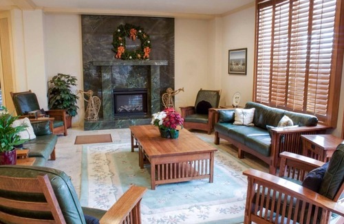 Callender Hotel | Avila Escape: Kitchen + Balcony + Pool Near Attractions - 2 Units