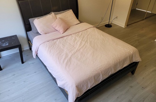 Beverly Hills Hotel | (B12) LA Lovely Queen Studio