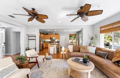 Vista House | Backyard Dream - 5BR l Pool l Spa