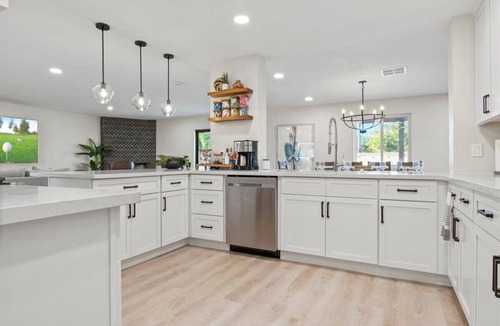 Scottsdale Highlands House | Backyard Paradise w/Hot Tub & Heated Pool !