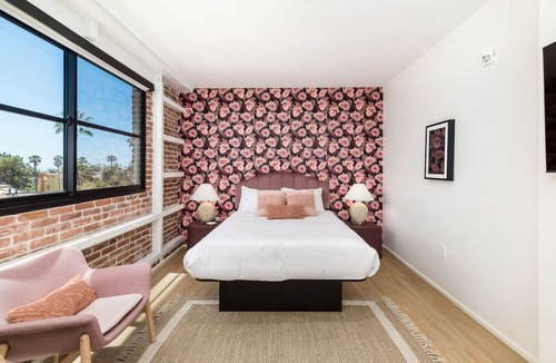 Townsite Hotel | Balcony Suite 301 | The Brick Boutique Hotel