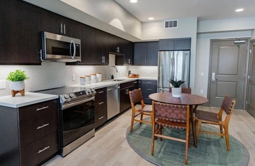 Burlingame Condo | Bayswater 1BR Retreat with Modern Comforts