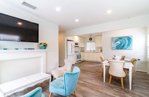 North Pacific Beach House | Beach House in Pacific Beach 3 bdrm with home office, 2 blocks to ocean