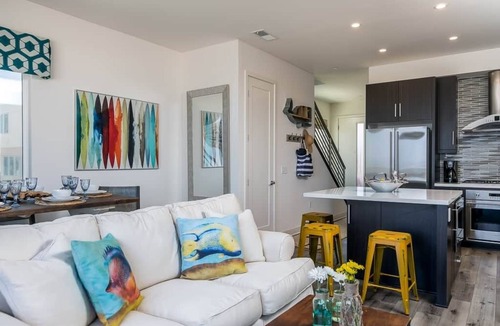 Imperial Beach Apartment | beachbreak #4