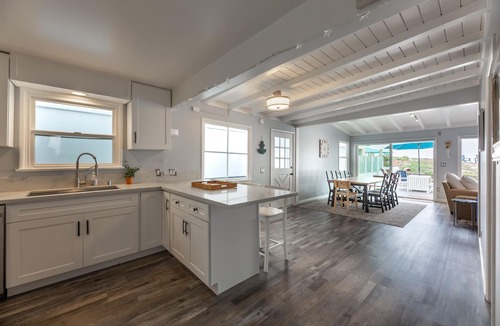 Sunset Beach House | Beachfront House - New Remodel - Views, Spa + Deck