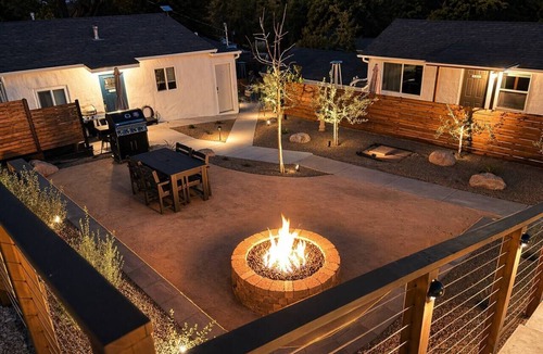 Paso Robles House | Beachy bungalow close to downtown, tin city & more