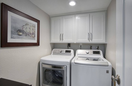 Central Commons Condo | Beautiful 2 bedroom condo, GREAT LOCATION!