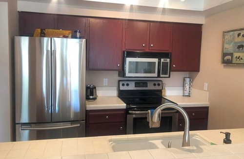 Palm Desert Condo | Beautiful 2-bedroom 2-bedroom apartment in a popular resort