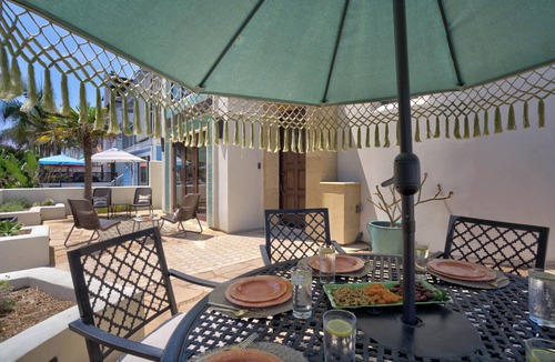 Mission Beach House | Beautiful 3BD/3BR Moroccan-Style Beach House w/Garage