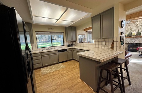 Plumas Eureka Estates House | Beautiful and Spacious Townhome on the 5th Hole of Plumas Pines Golf Course