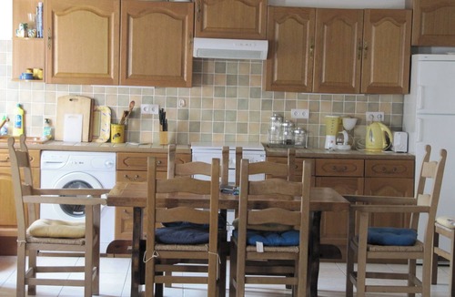 Leuhan Cottage | Beautiful Breton Barn with Pool 3 Bed, Sleeps 7. Great for groups or families