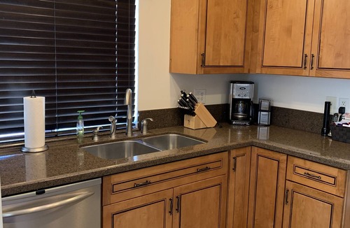 Araby Condo | Beautiful Canyon Sands Condo Steps from the Pool and Spa!