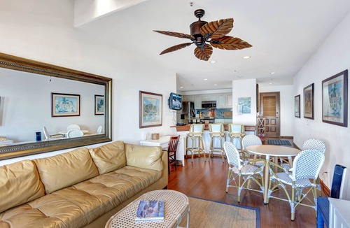 Avalon Villa | Beautiful Catalina Island Villa in Hamilton Cove 1-72