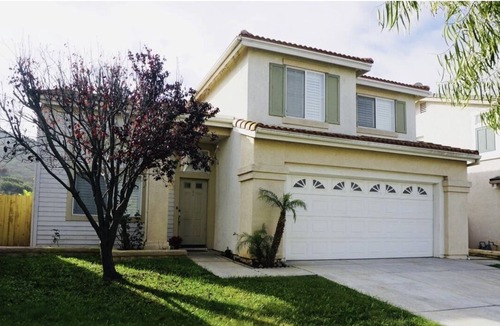 Ocean View Hills House | Beautiful home in a safe and quiet neighborhood near freeways!