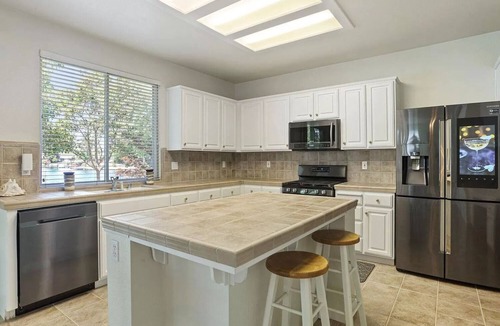 Spanos Park House | Beautiful home in the quiet community with stunning lake view - One Month Min.