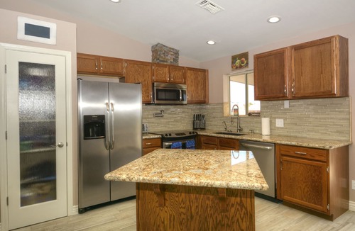 Lake Havasu City House | Beautiful home with 2 masters!