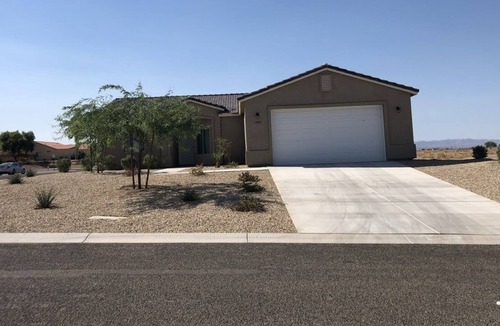 Fort Mohave House | Beautiful lake house
