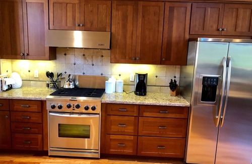 Truckee House | Beautiful Newer Tahoe Donner House.