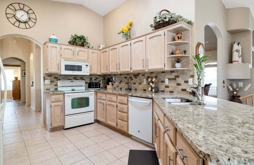 Pebblecreek House | Beautiful Pebblecreek Resort Home in Goodyears AZ - Premiere Host