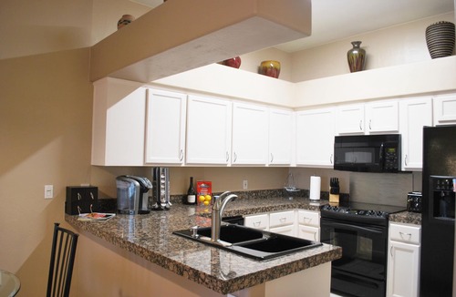 Fountain Hills Condo | Beautiful Single-level 2/Bed, 2/Bath Condo with Mountain Views