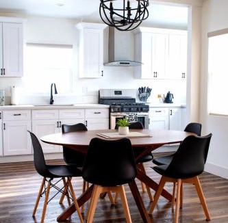 Los Angeles Apartment | Beautiful Spanish Home near SoFi, Forum, LAX, DTLA
